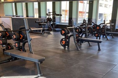 Basic-Fit L&uuml;denscheid Rathausplatz 24/7