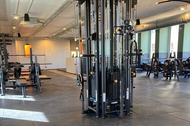 Basic-Fit L&uuml;denscheid Rathausplatz 24/7